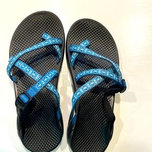 Chaco sandals good condition